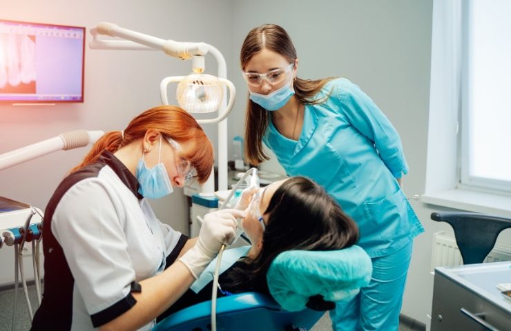 Best Dental Assistant Schools In Utah| Cost, Requirement & How To Apply