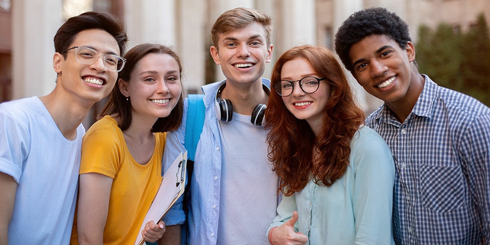 Top 7 University of Hawaii UH Scholarships for Top Students